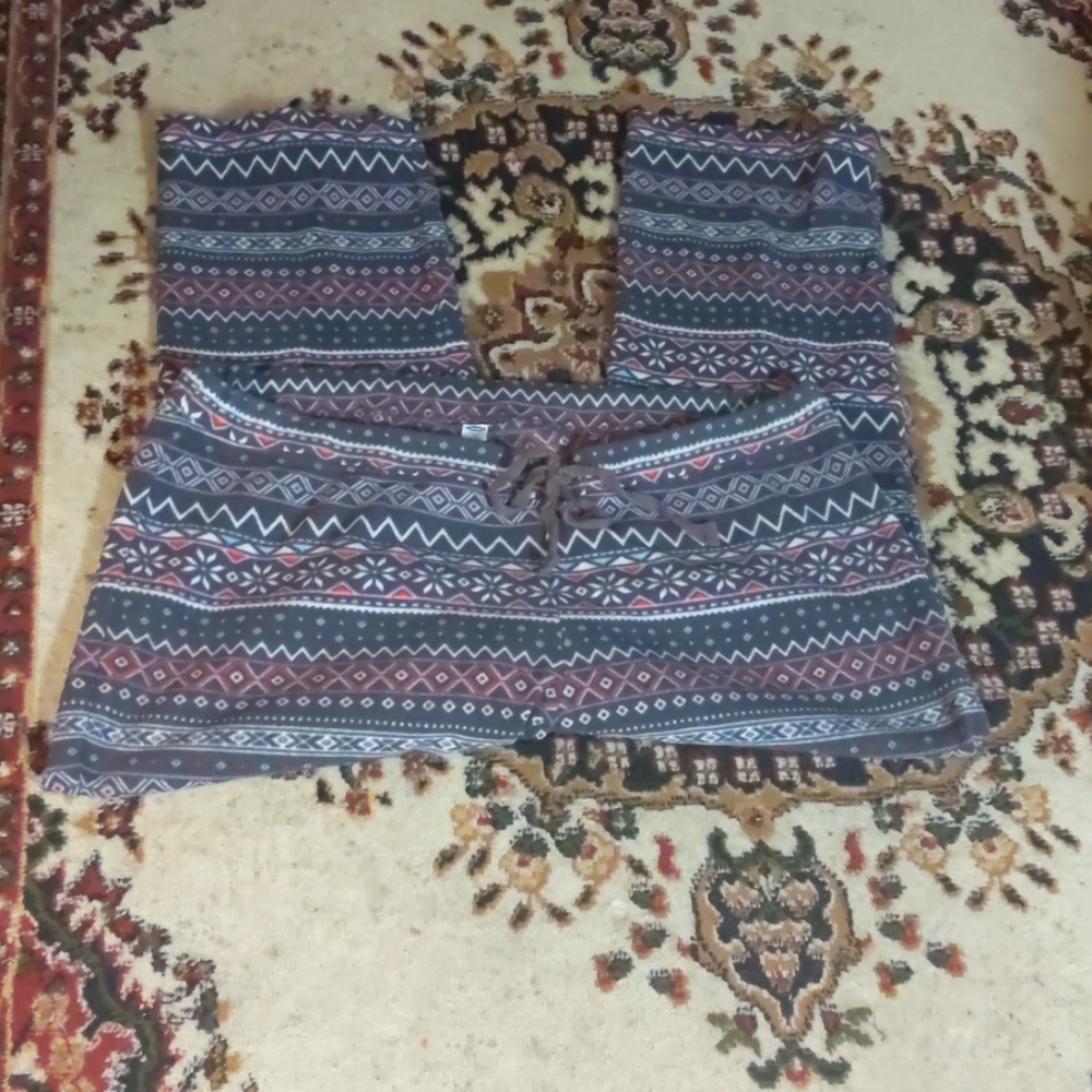 Old Navy pajama bottoms XX large, tall.